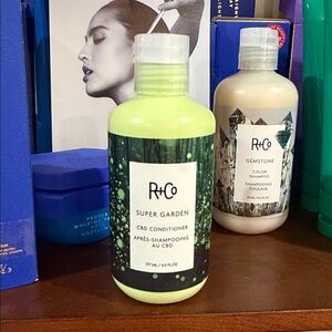 R+Co Super Garden CBD Conditioner
Last one Left!